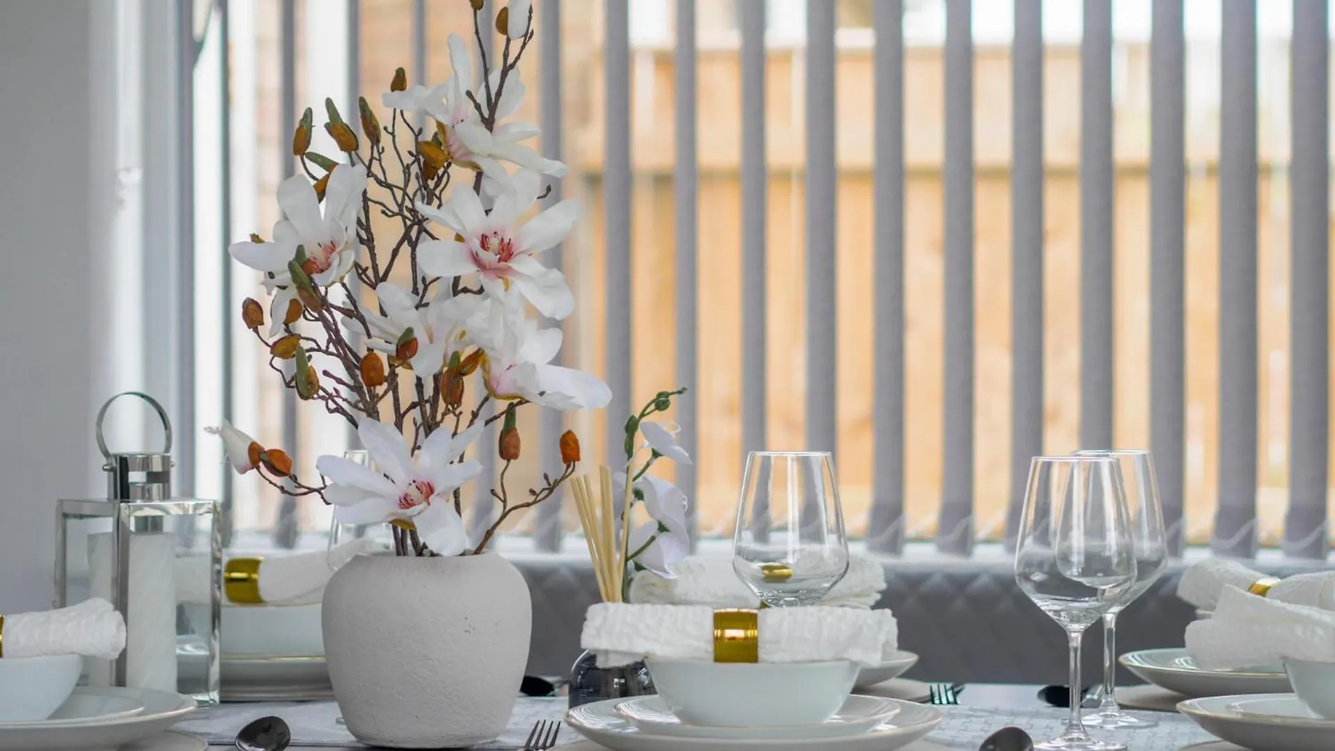 Modern 4 Bedroom Detatched House Stockton-on-Tees Apartment
